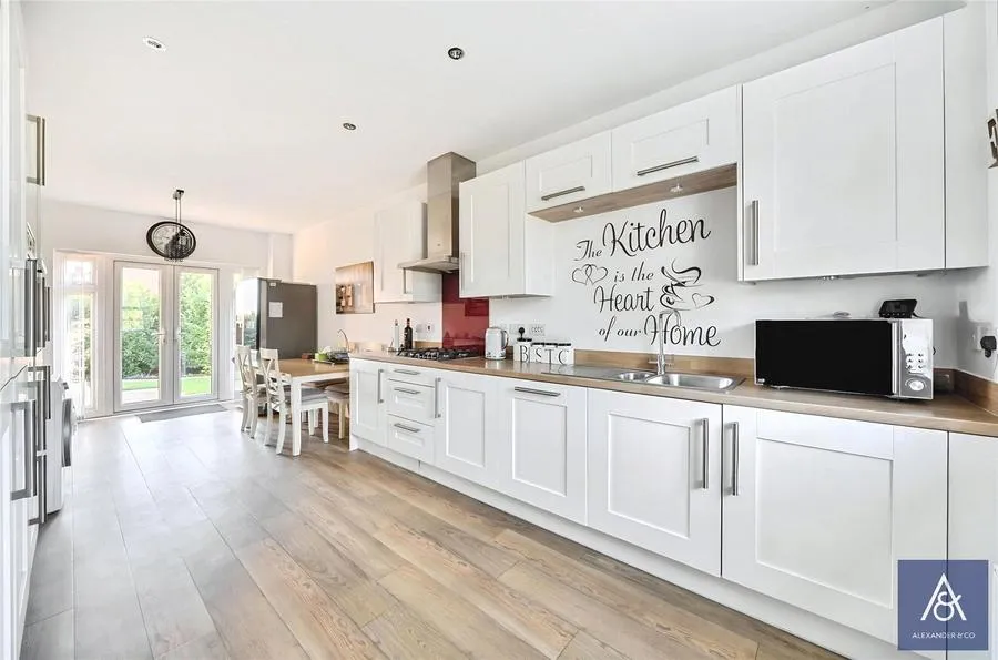 Foxhills Way, Brackley, NN13, photo 5