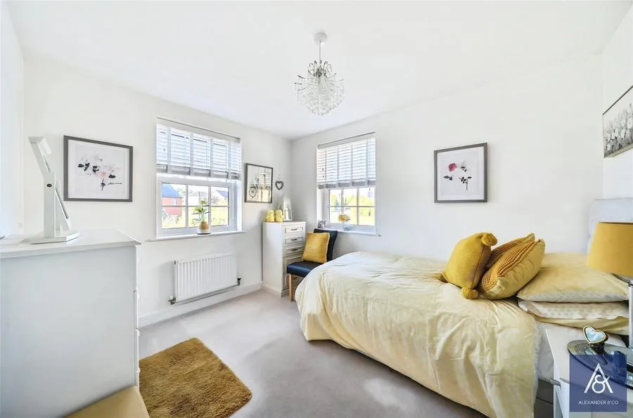 Foxhills Way, Brackley, NN13, photo 12