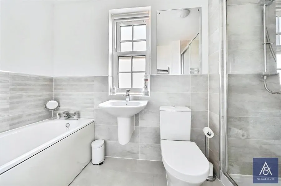 Foxhills Way, Brackley, NN13, photo 14