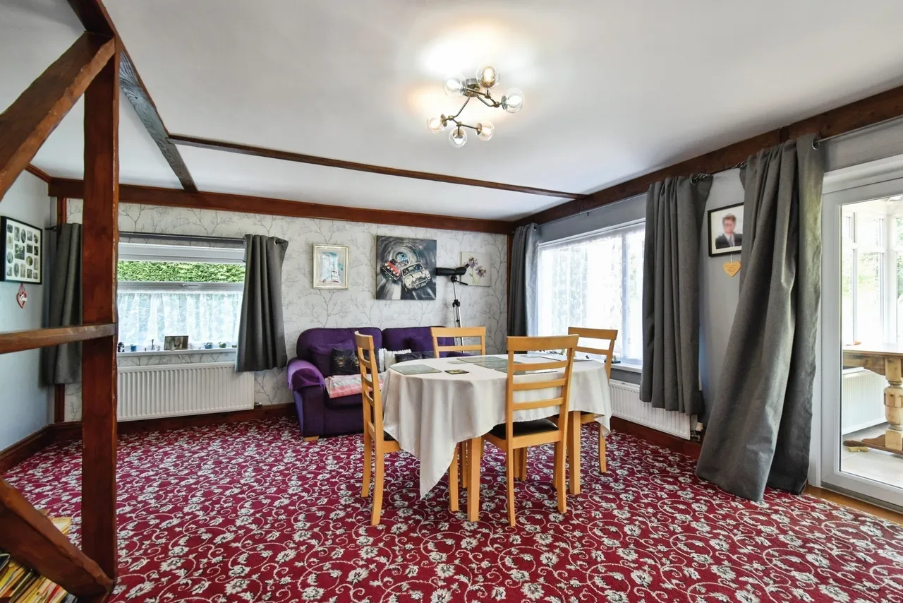 Llandeilo Road, Llandybie, SA18, photo 11