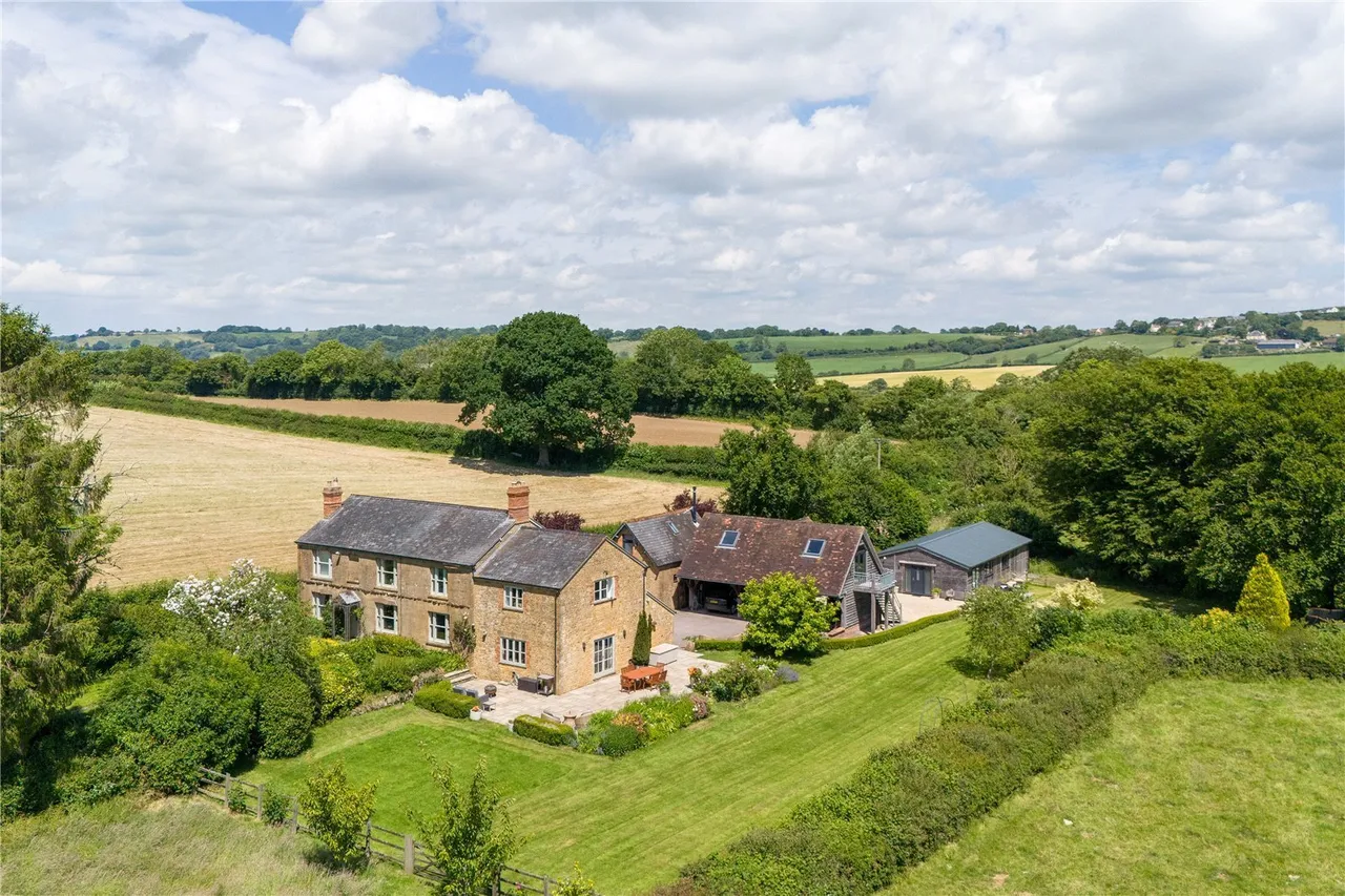 8 bed property for sale, Partway Lane, Hardington Mandeville, BA22