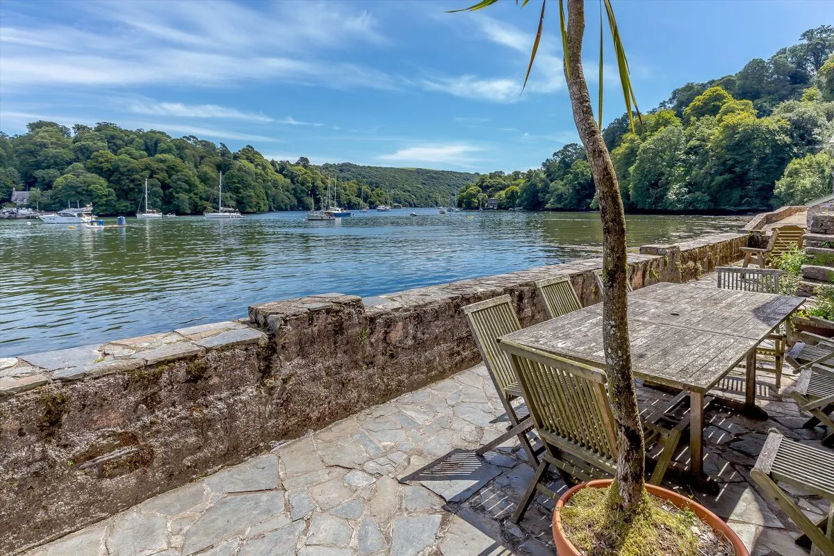 Dittisham, Dartmouth, TQ6, photo 2