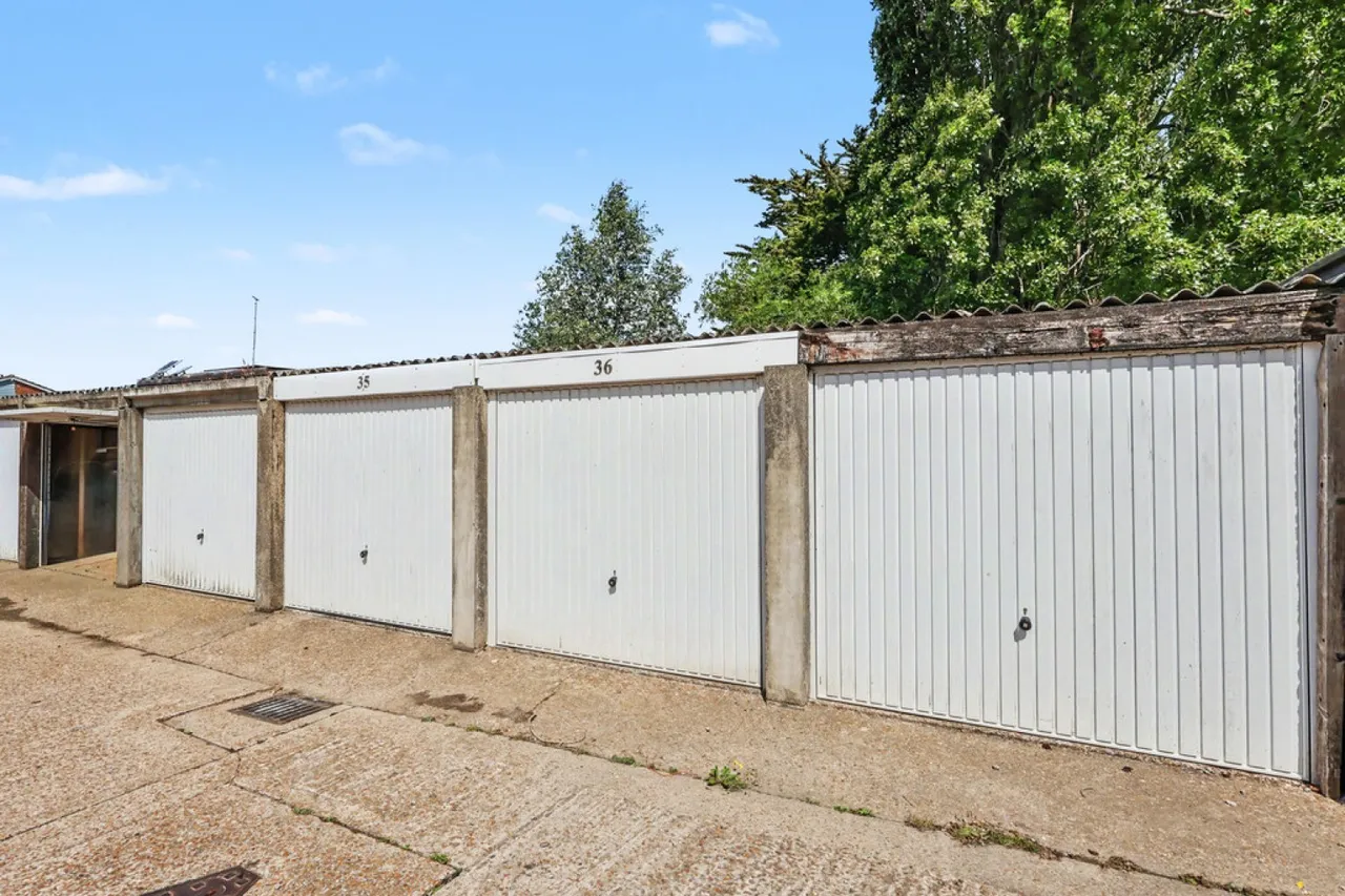 Dowland Place, Adastral Road, BH17, photo 11