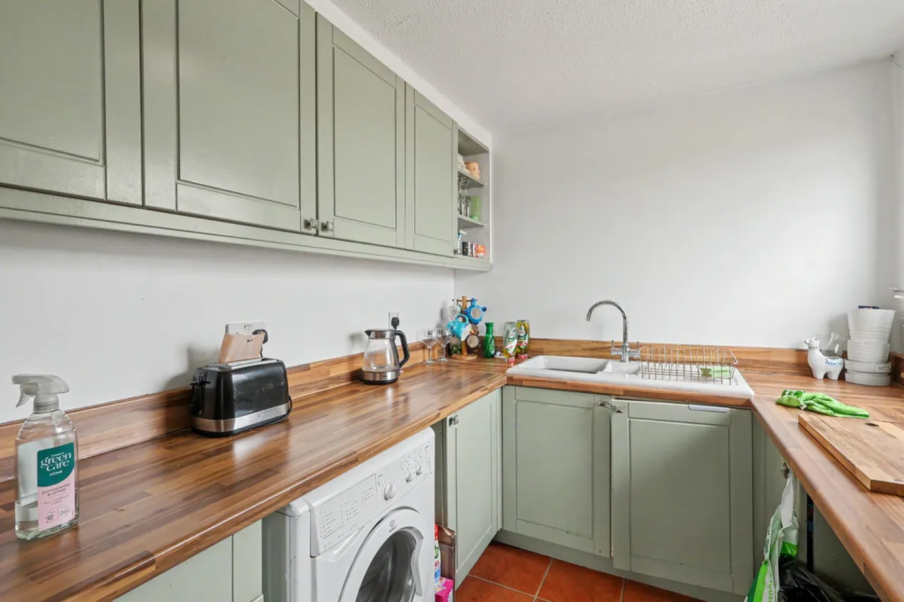 Dowland Place, Adastral Road, BH17, photo 6