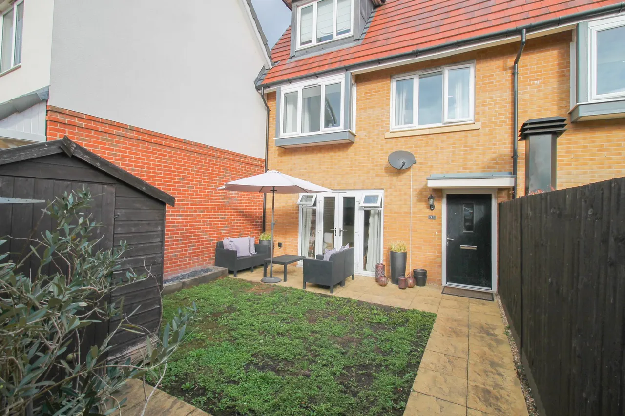 Copse Close, Fleet, GU51, photo 15