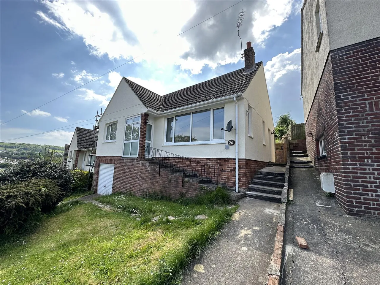 3 bed house to rent, Lindthorpe Way