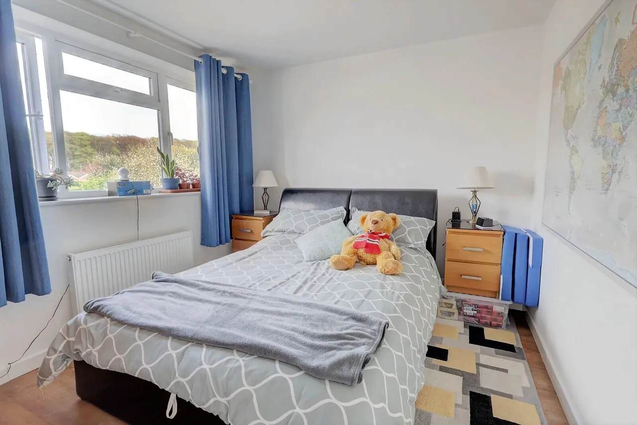 Heath End Close, High Wycombe, HP15, photo 11
