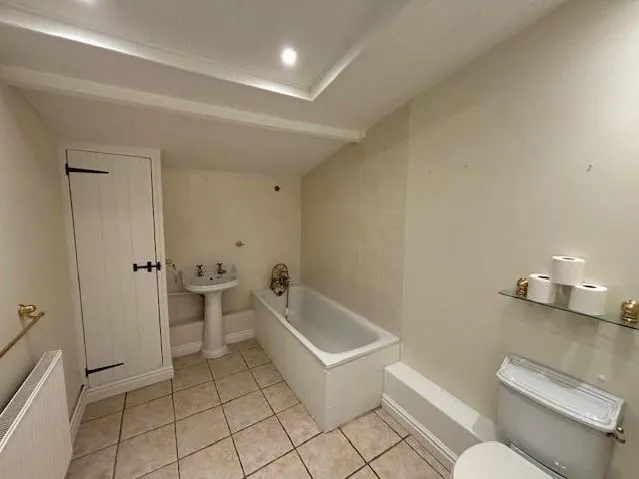 Waterside, Mere, Wiltshire BA12 6EE, photo 12