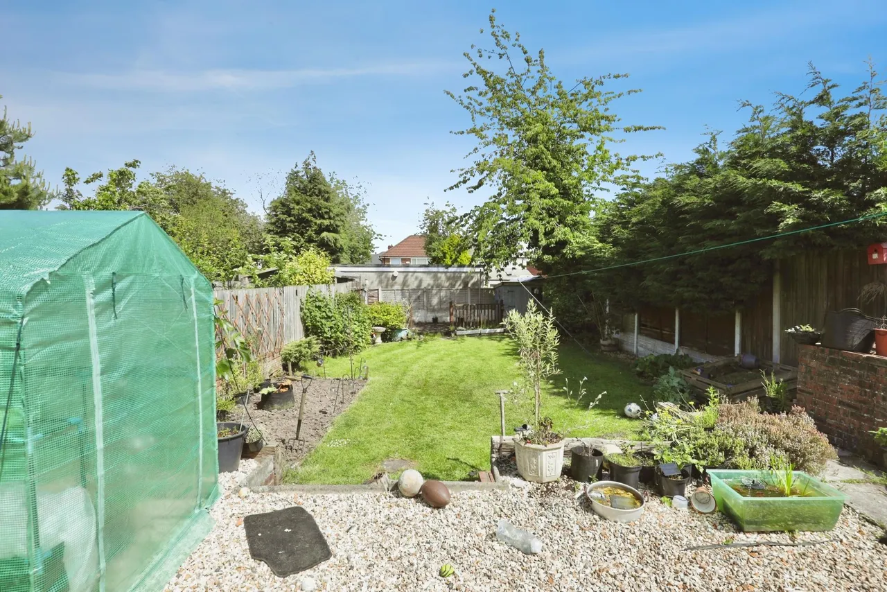 Layton Close, Liverpool, L25, photo 17