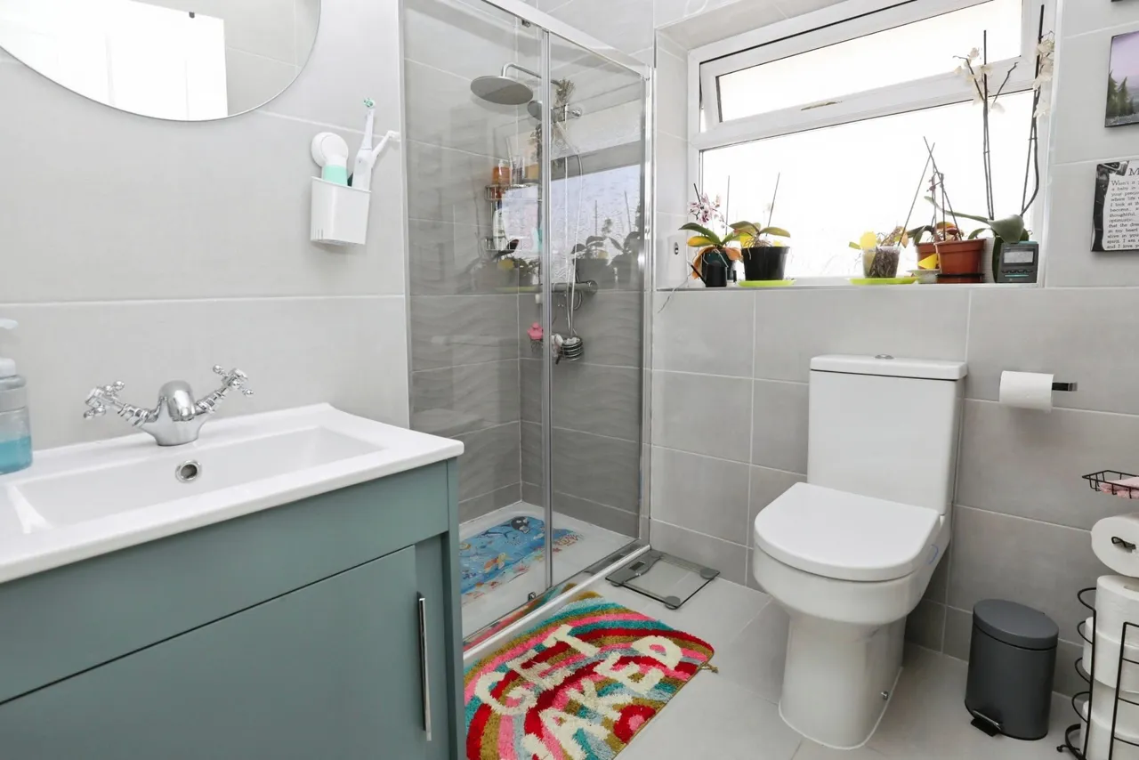 Layton Close, Liverpool, L25, photo 16