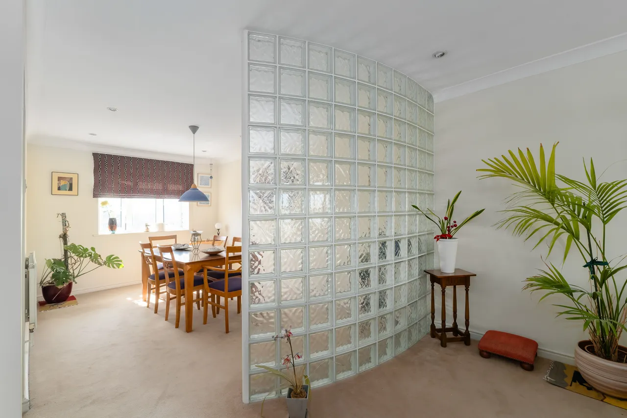 Abbotshade Road, London, SE16, photo 5