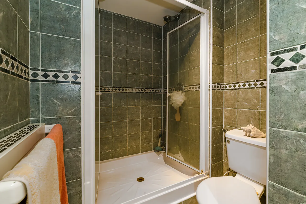 Abbotshade Road, London, SE16, photo 12