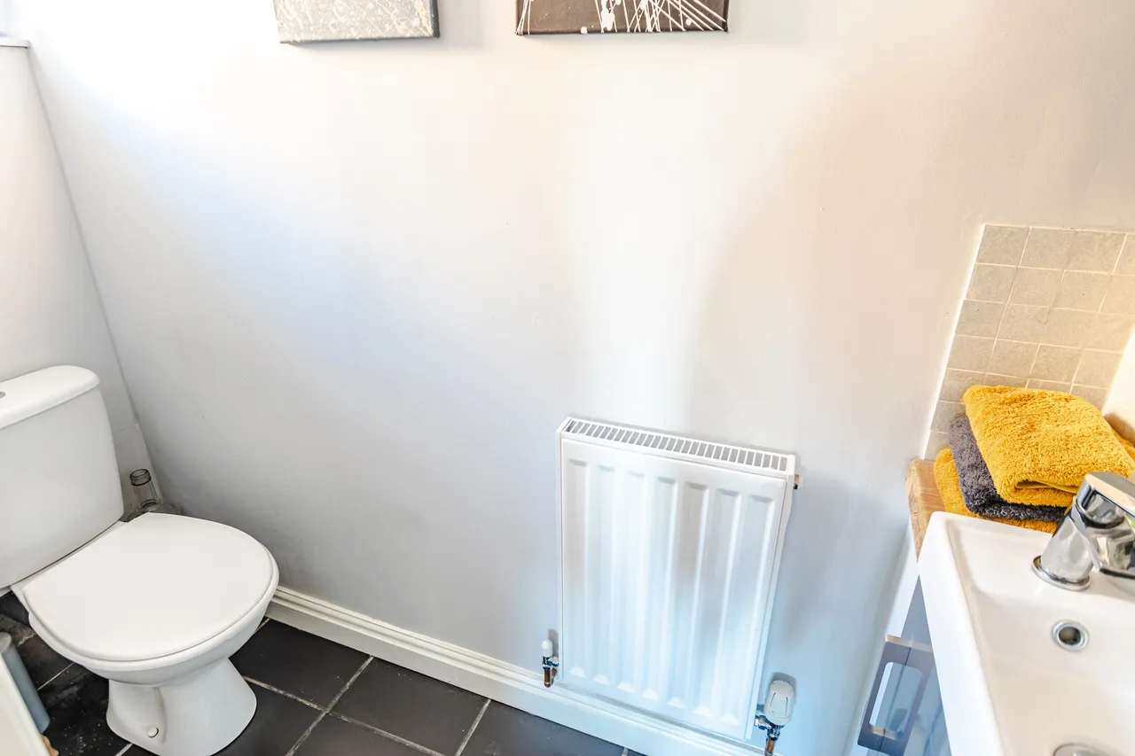 Sandhill Lane, Selby, YO8, photo 12