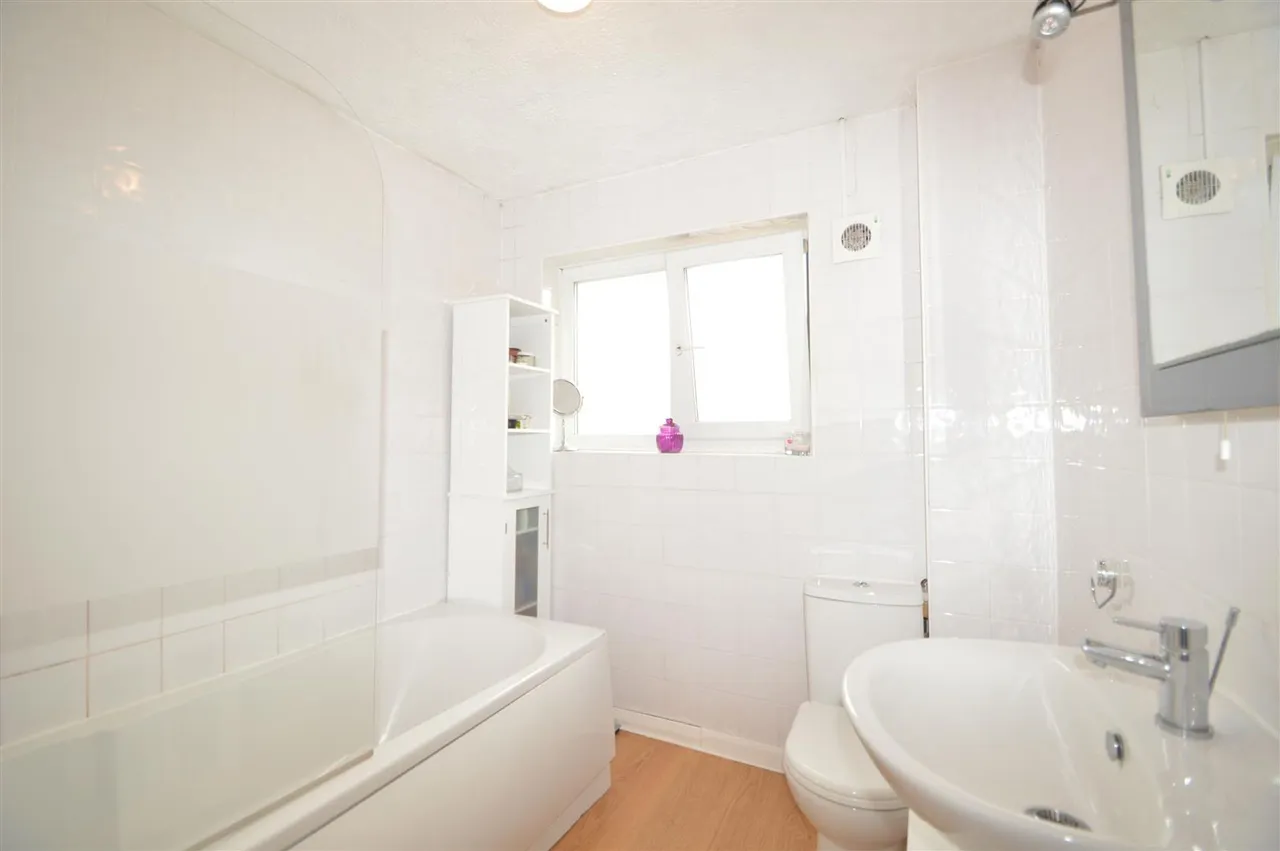 James Lane, London, London, E10 6HZ, photo 9