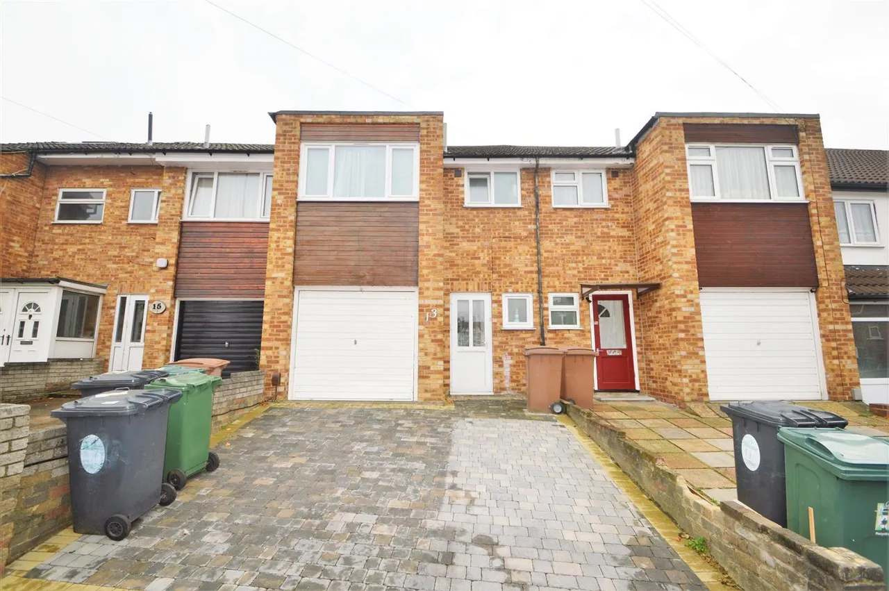 3 bed house to rent — James Lane, London, London, E10 6HZ
