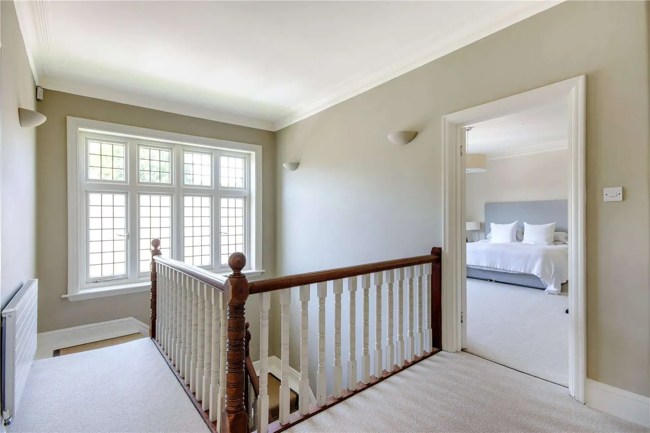 Madeira Park, Tunbridge Wells, Kent, TN2 5SY, photo 9