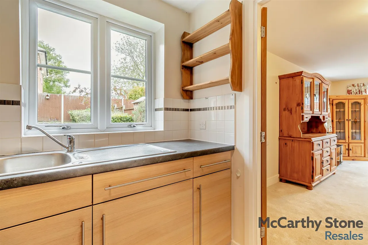 Queens Road, Attleborough, NR17, photo 12