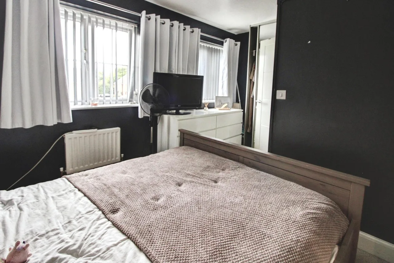 Raley Drive, Barnsley, S75, photo 11