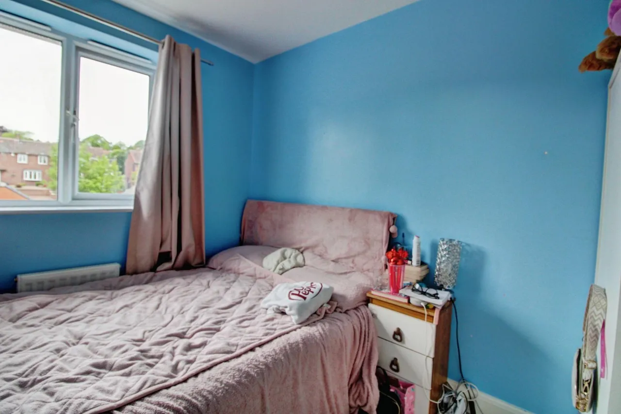 Raley Drive, Barnsley, S75, photo 16