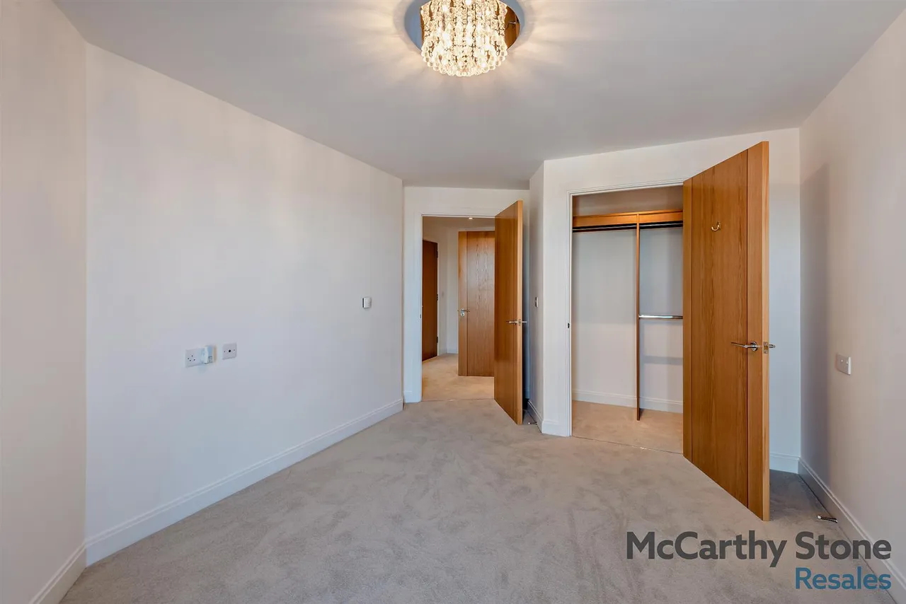 Pegs Lane, Hertford, SG13, photo 8