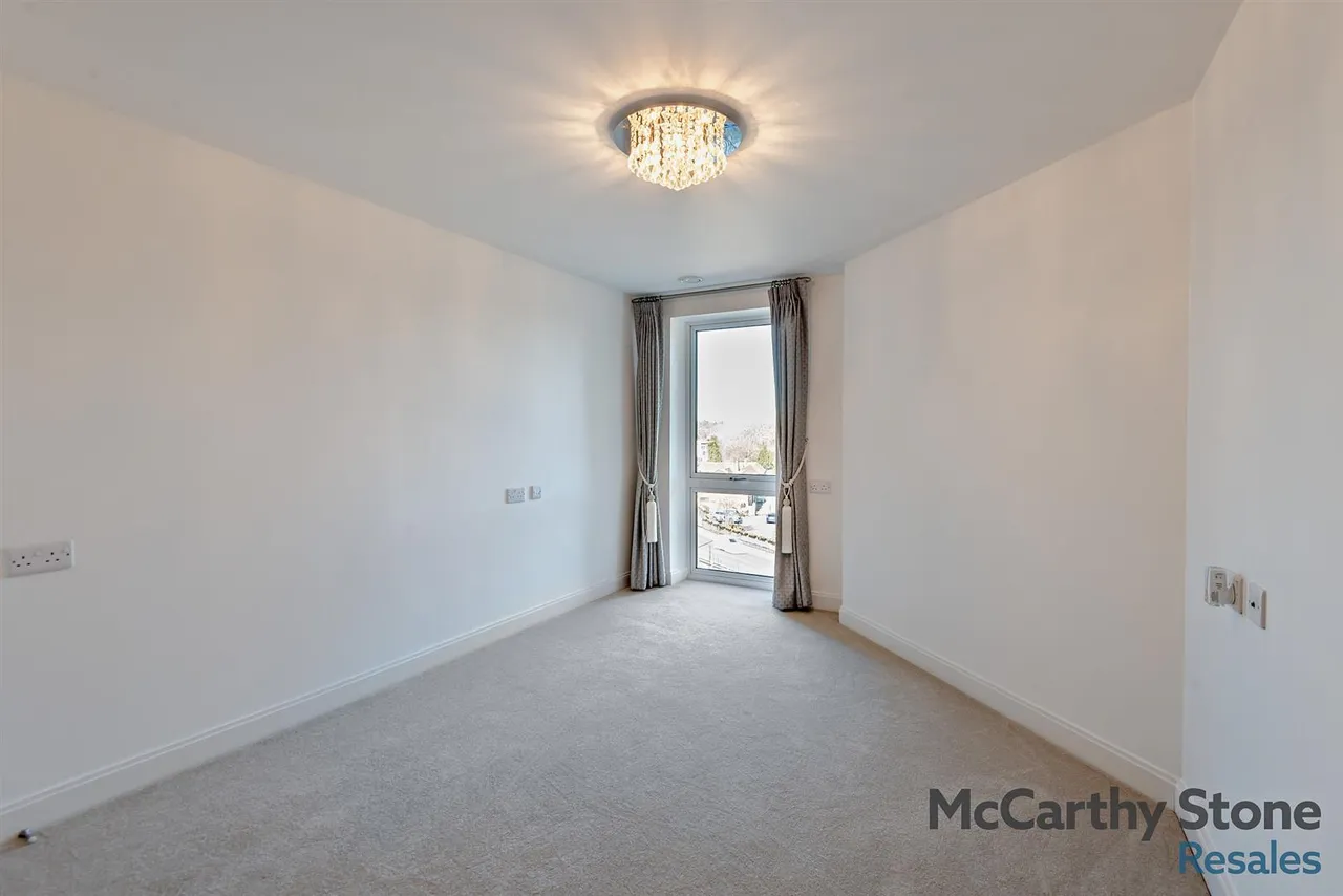Pegs Lane, Hertford, SG13, photo 6
