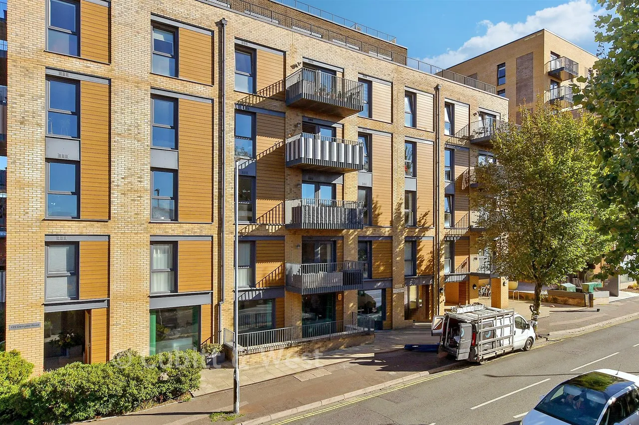 2 bed flat for sale, Davigdor Road, Hove, BN3