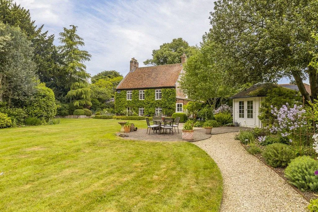 Main Road, Hundleby, PE23, photo 42
