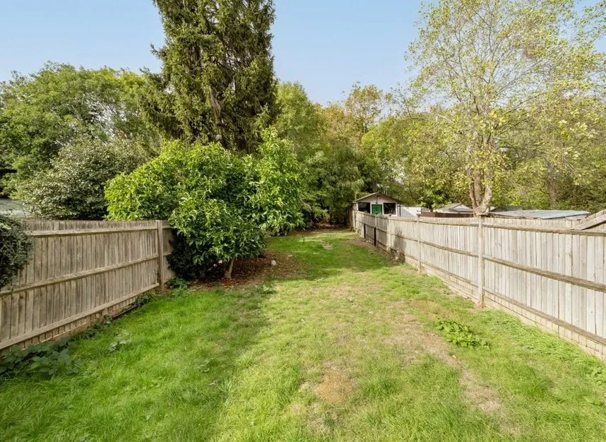 Farm Road, Edgware, HA8, photo 12