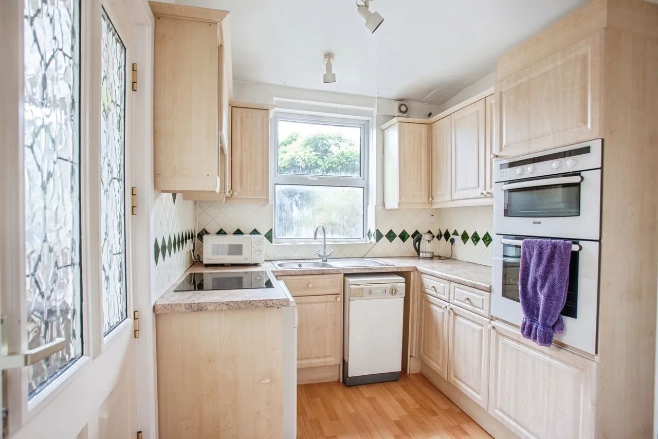 Hoole Road, Sheffield, South Yorkshire, S10, photo 6