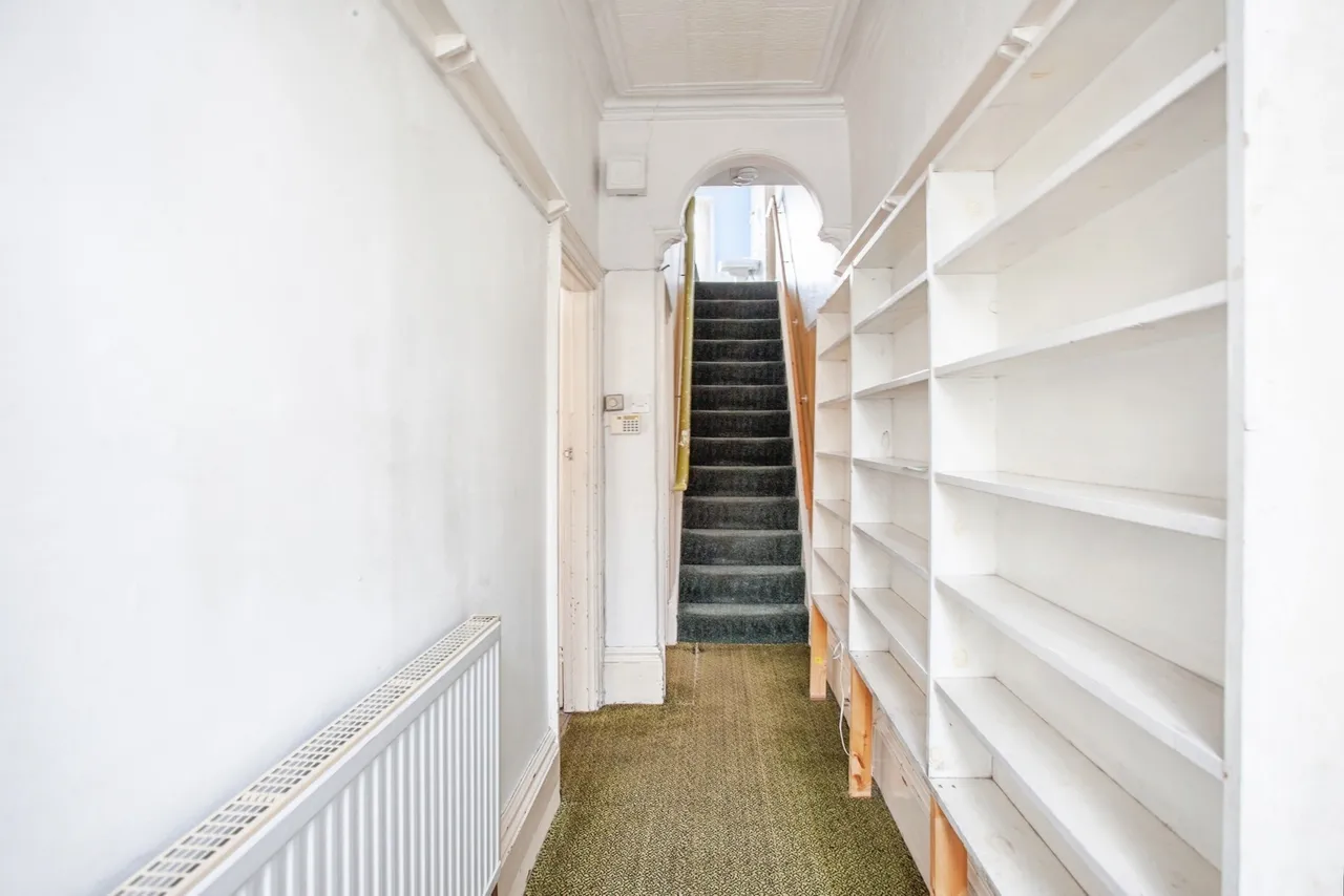 Hoole Road, Sheffield, South Yorkshire, S10, photo 7