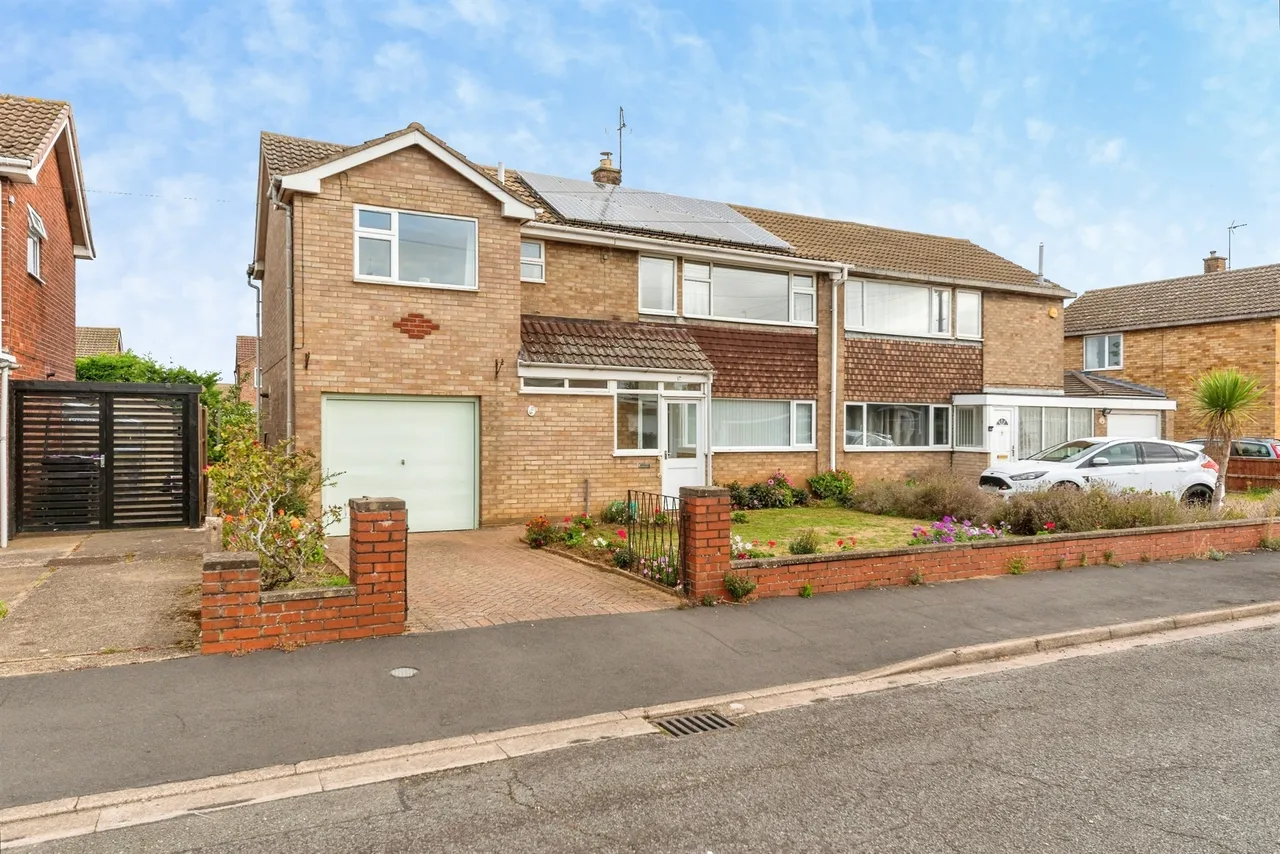 3 bed house for sale, Eskdale Road, Grantham, NG31
