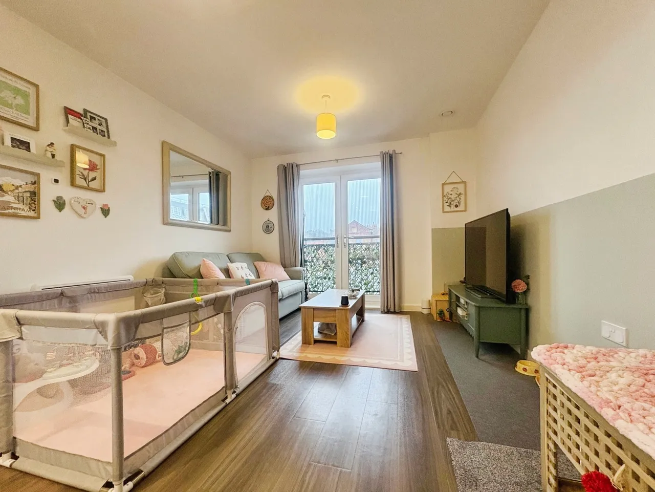 Cambridge Place, Farnham, GU9, photo 4