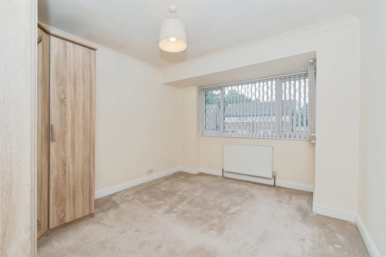 Lyon Road, PONTEFRACT, photo 7