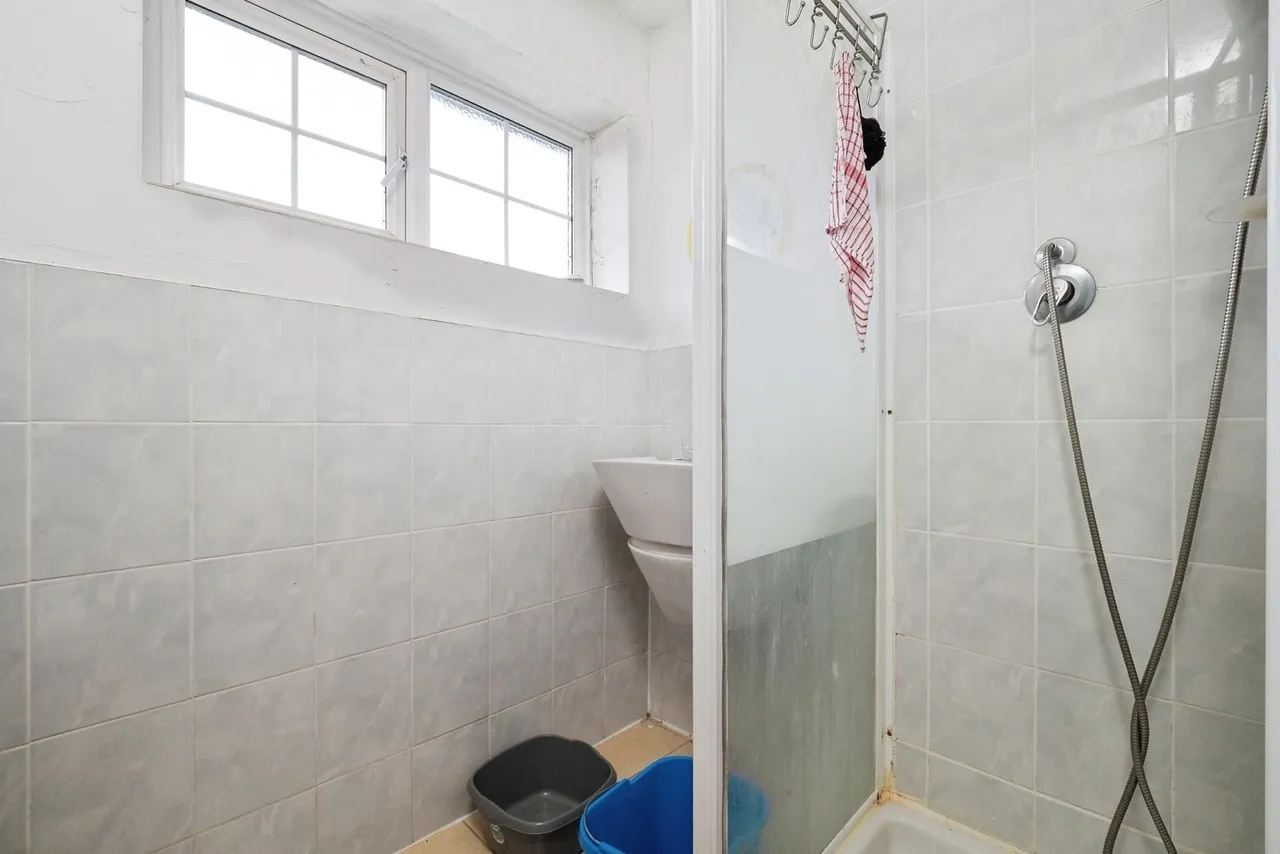 Garton Close, Beeston, Nottingham, Nottinghamshire, NG9, photo 10