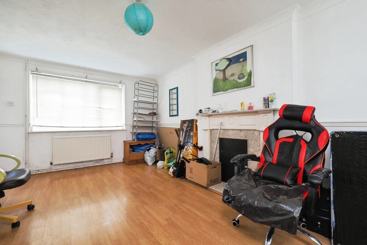Garton Close, Beeston, Nottingham, Nottinghamshire, NG9, photo 6