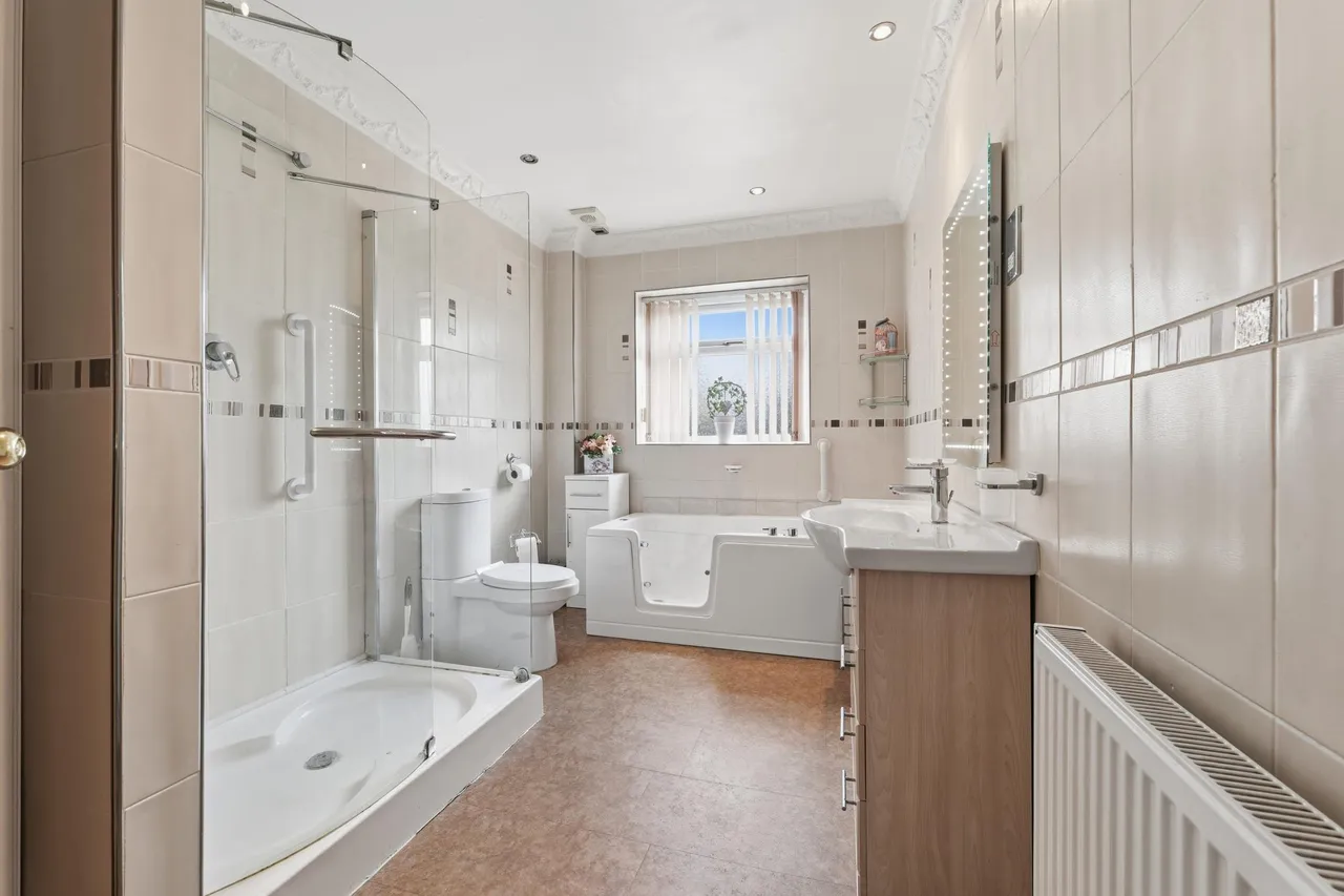Hesley Bar, Rotherham, S61, photo 27