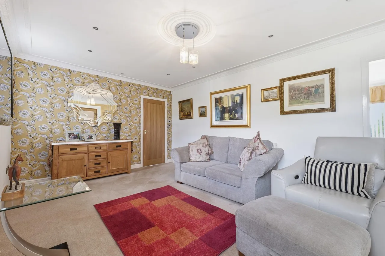 Hesley Bar, Rotherham, S61, photo 15