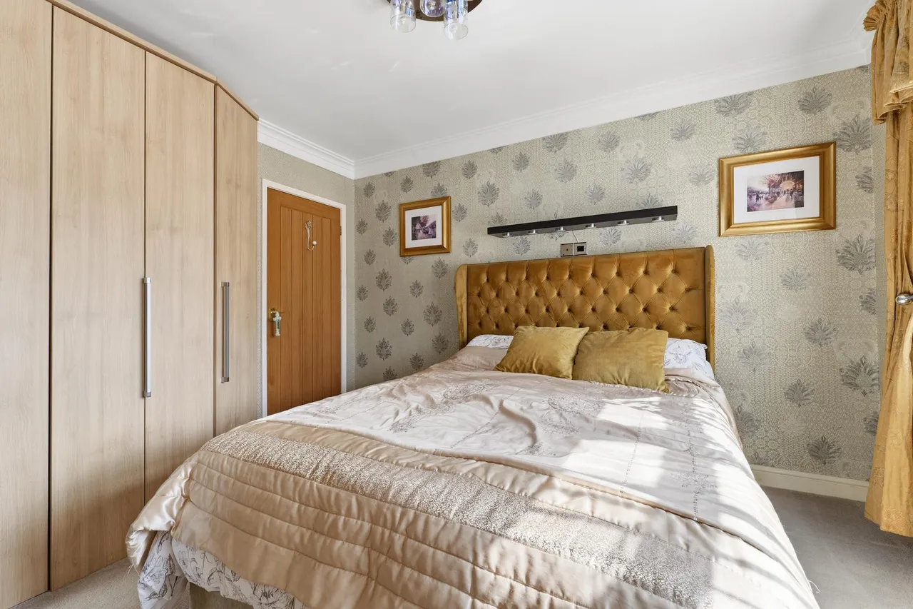 Hesley Bar, Rotherham, S61, photo 26