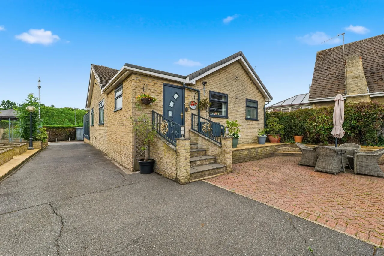 Hesley Bar, Rotherham, S61, photo 33