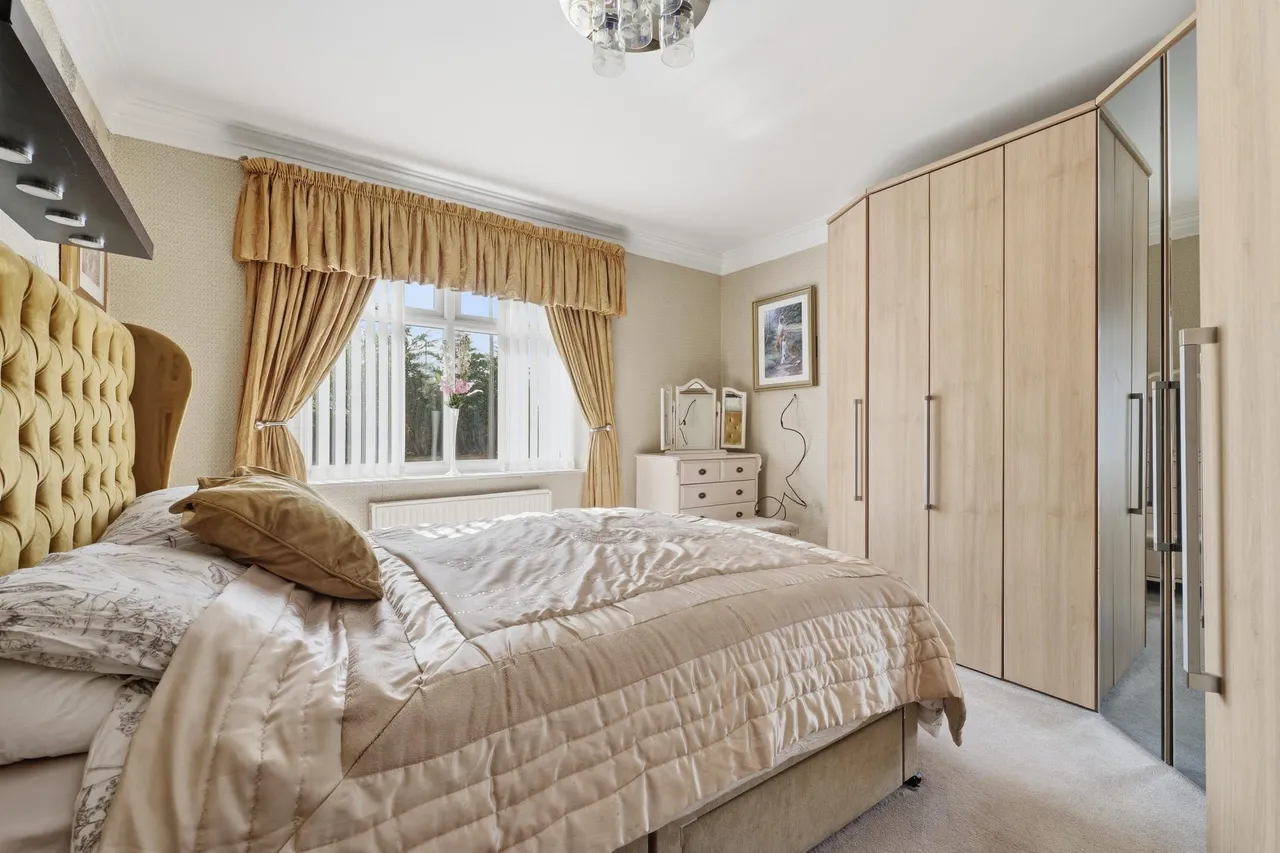 Hesley Bar, Rotherham, S61, photo 25