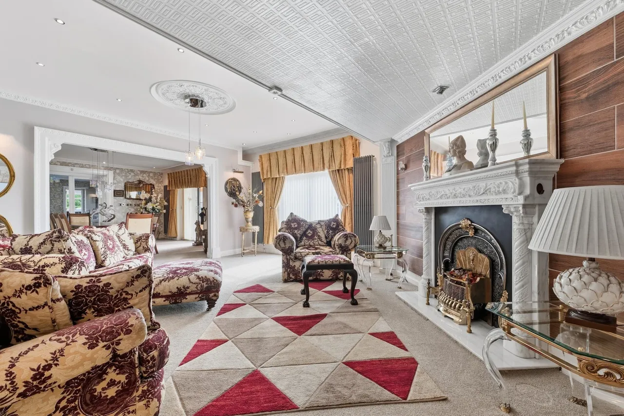 Hesley Bar, Rotherham, S61, photo 12