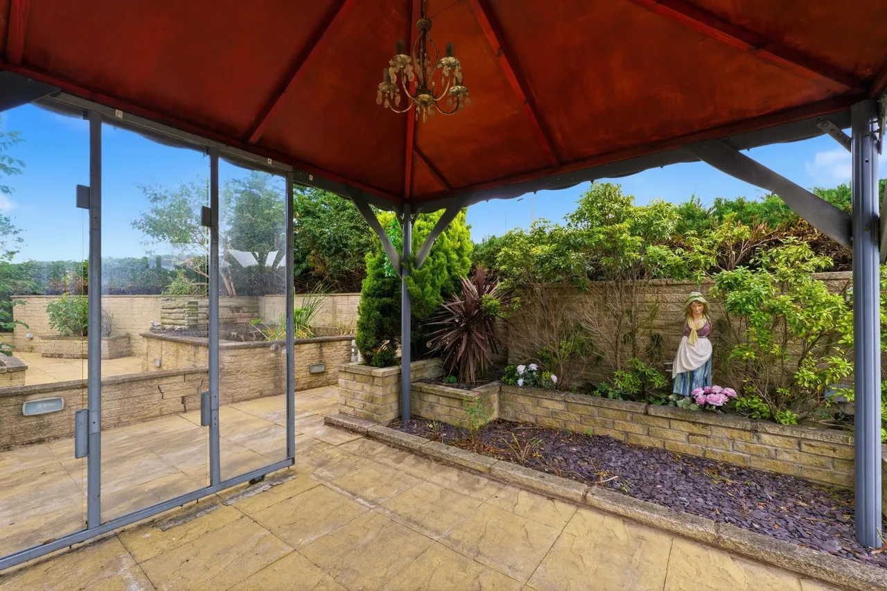 Hesley Bar, Rotherham, S61, photo 18