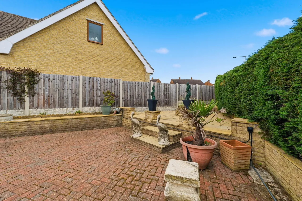 Hesley Bar, Rotherham, S61, photo 31