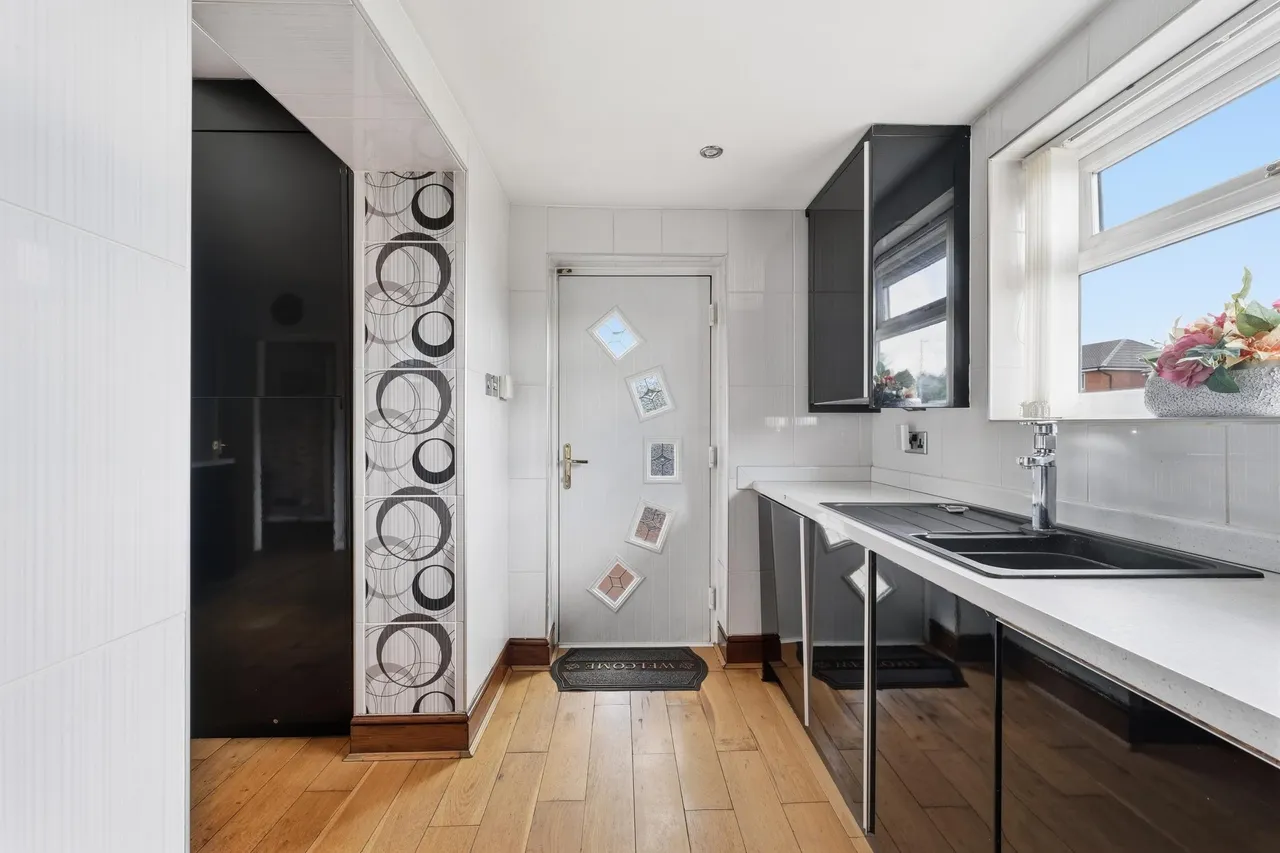 Hesley Bar, Rotherham, S61, photo 11