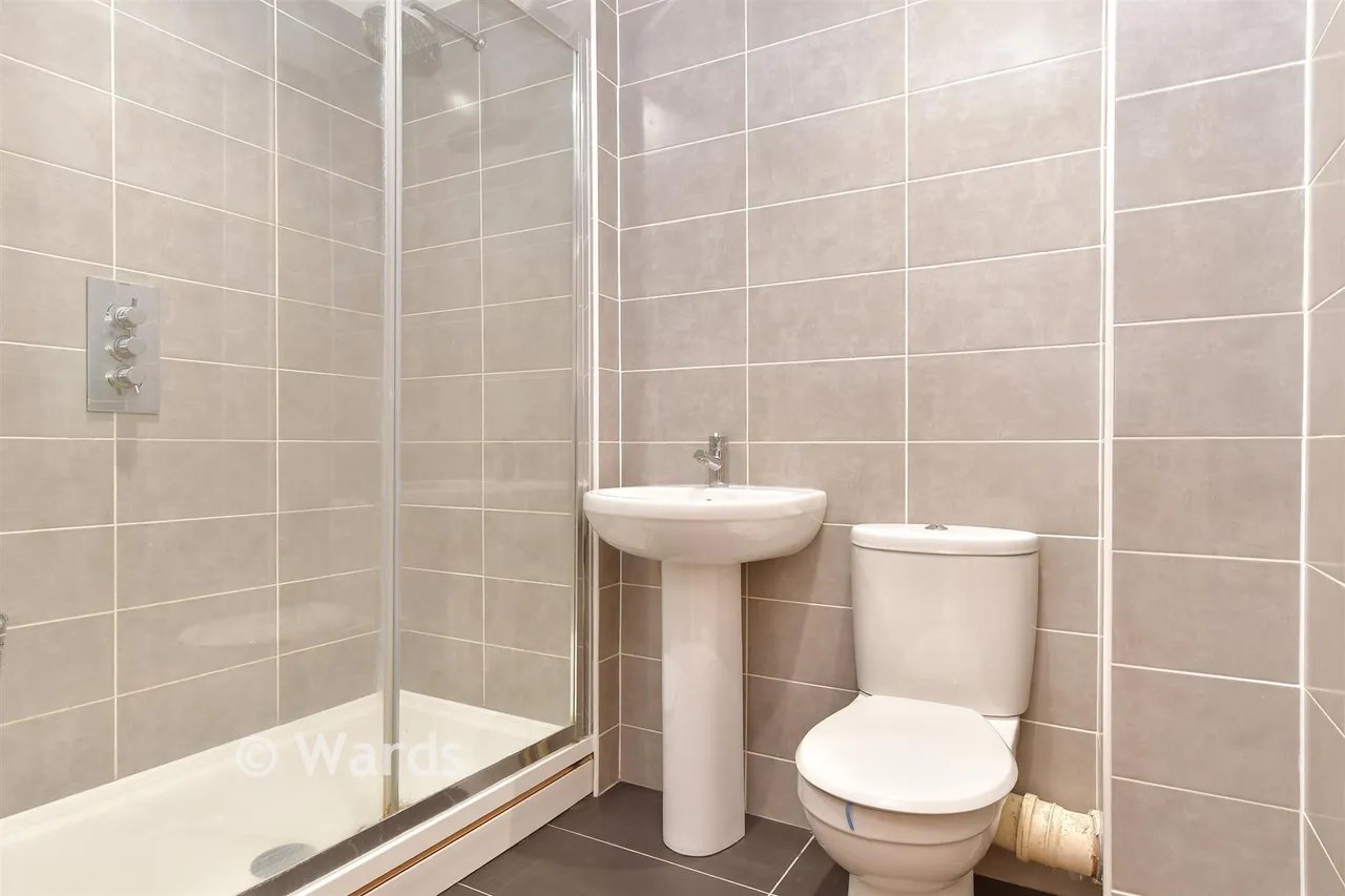 Inglewood Road, Bexleyheath, DA7, photo 7