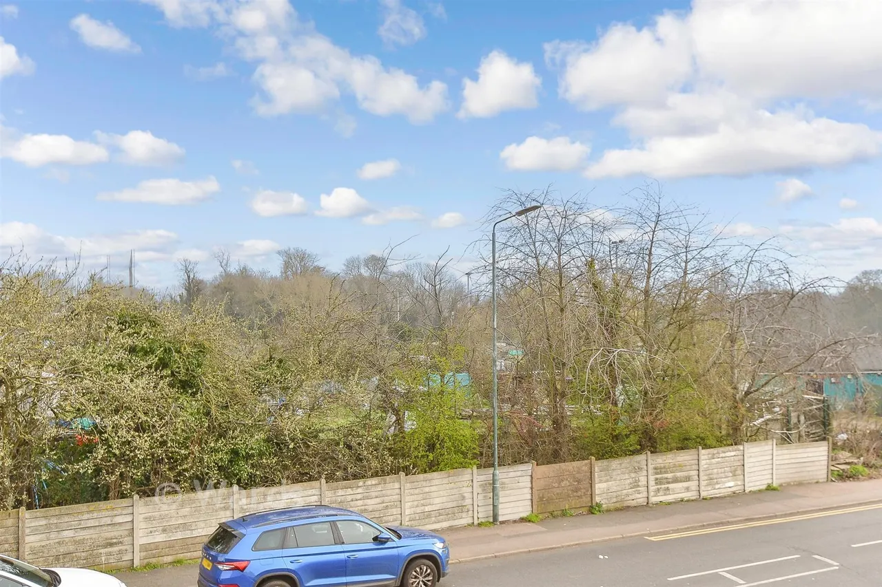 Inglewood Road, Bexleyheath, DA7, photo 9