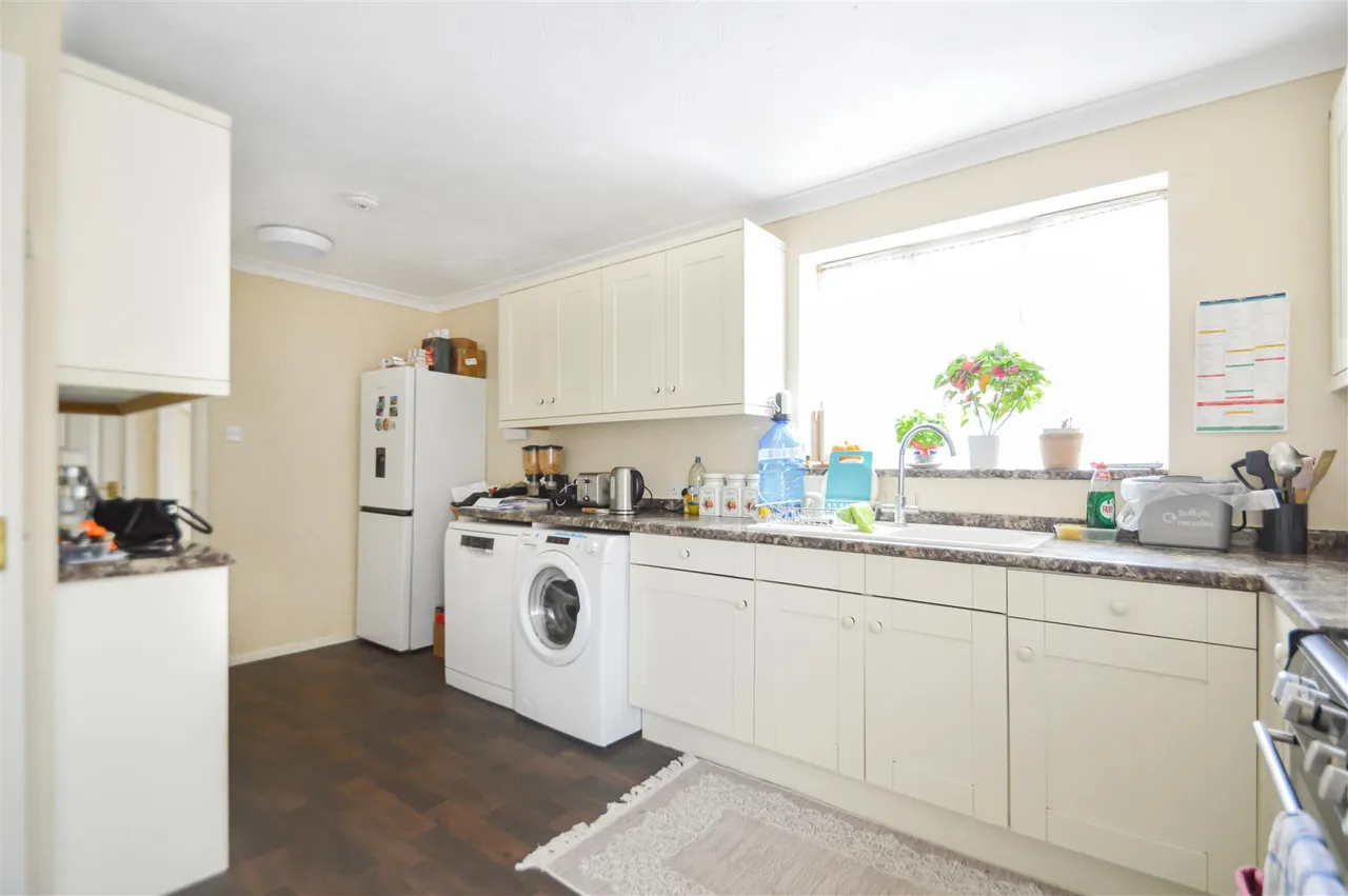 Boleyn Way, Haverhill, CB9, photo 6