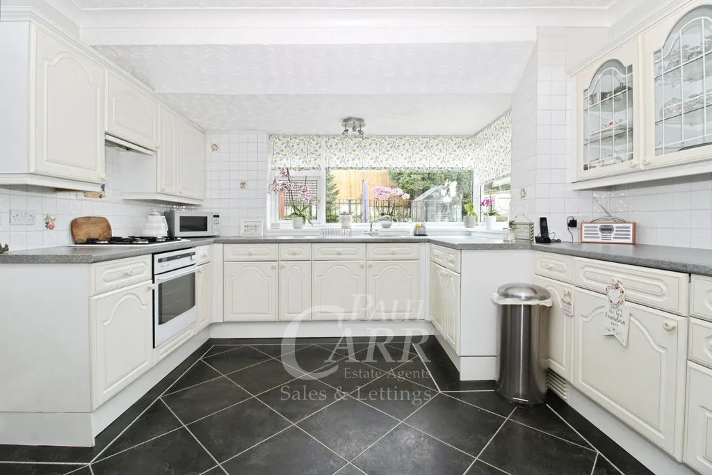 Cartbridge Lane, Rushall, WS4, photo 4