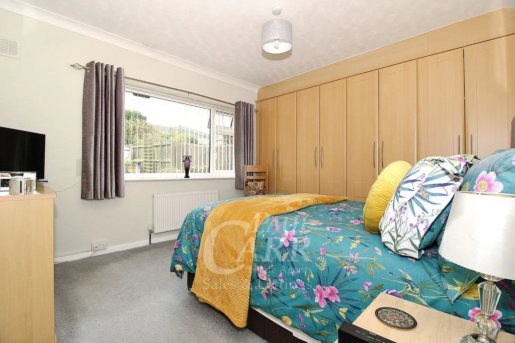 Cartbridge Lane, Rushall, WS4, photo 9