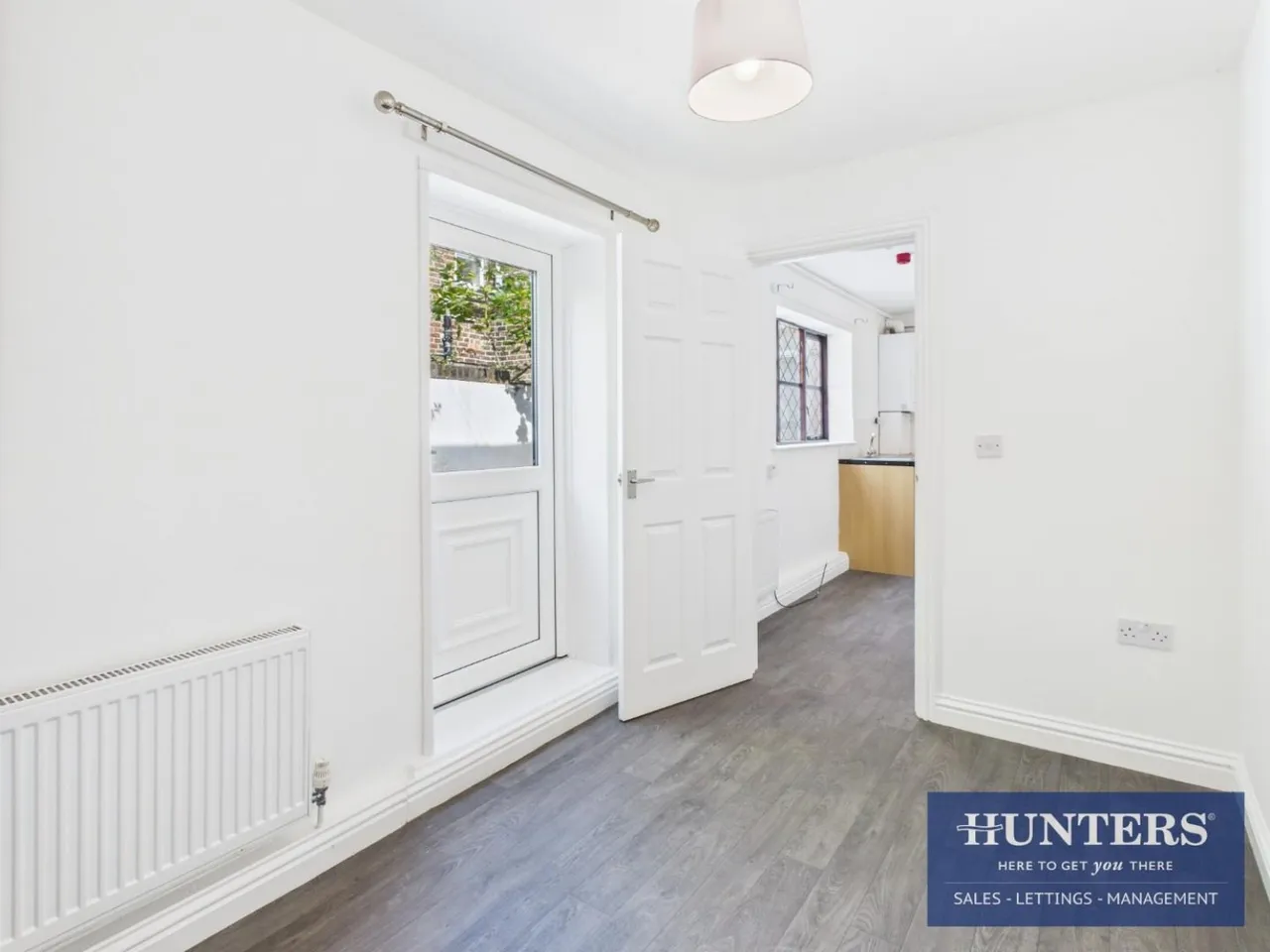 Worcester Terrace, Ashbrooke, SR2, photo 13
